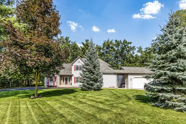 3266 W Maplehurst Drive, Roscommon, MI 48653