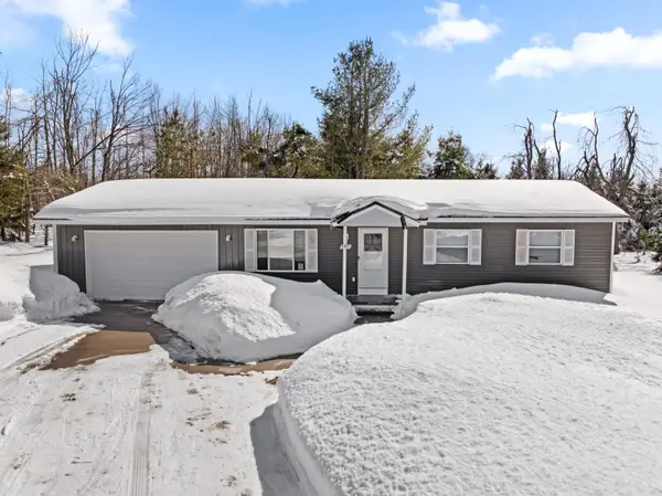 5031 E Martin Lake Road, Gaylord, MI 49735