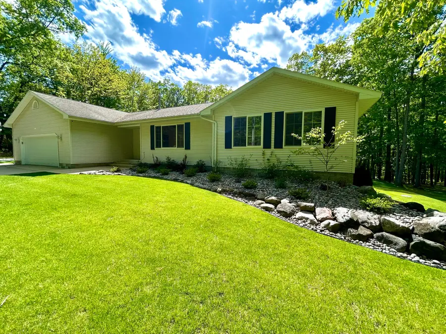 10603 Tall Oaks Court, Roscommon, MI 48653 - #3