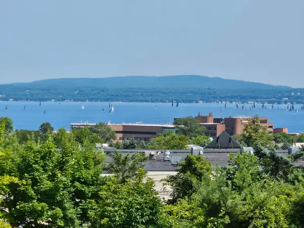 814 Lakeview Ridge, Petoskey, MI 49770