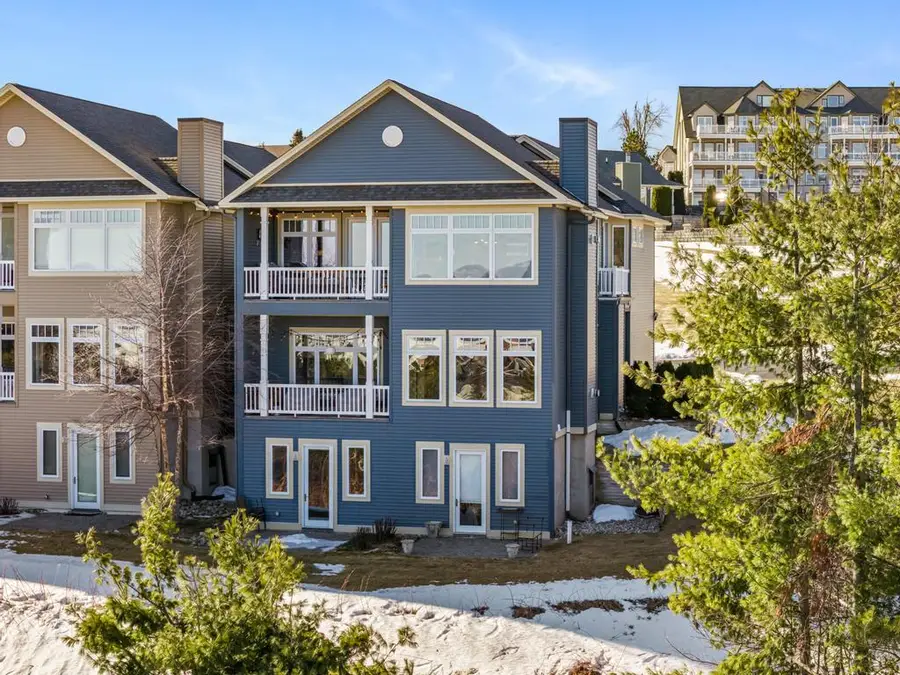 814 Lakeview Ridge, Petoskey, MI 49770 - #2