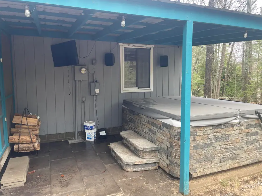 364 Green Street, Roscommon, MI 48653 - #3