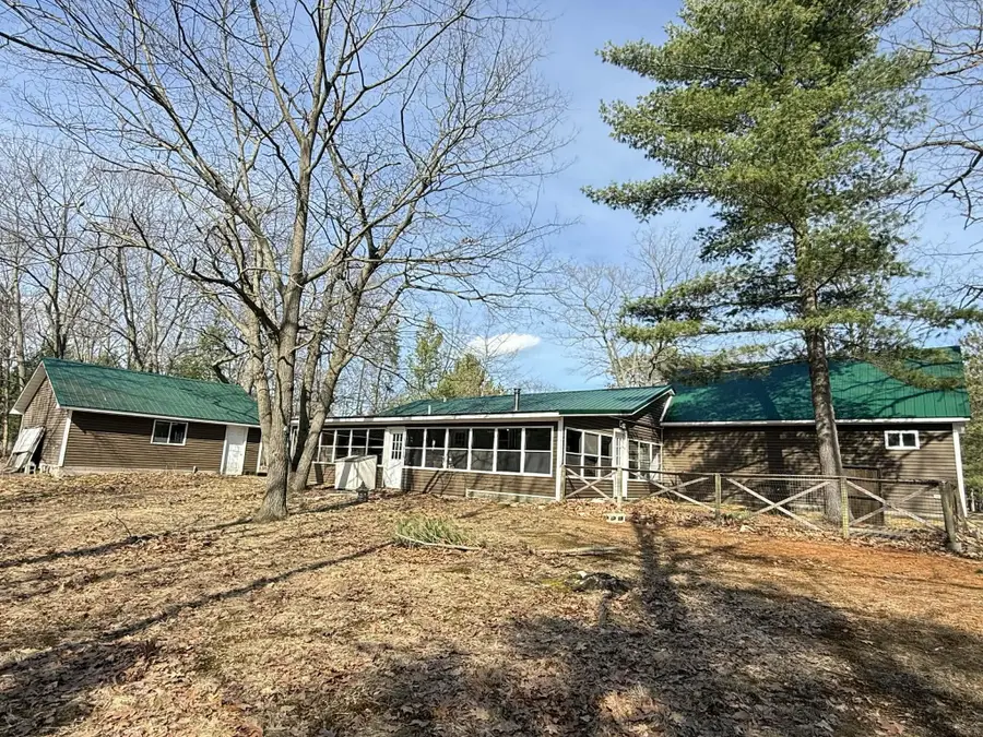 51 N Scherry Street, Whitney, MI 48703 - #3