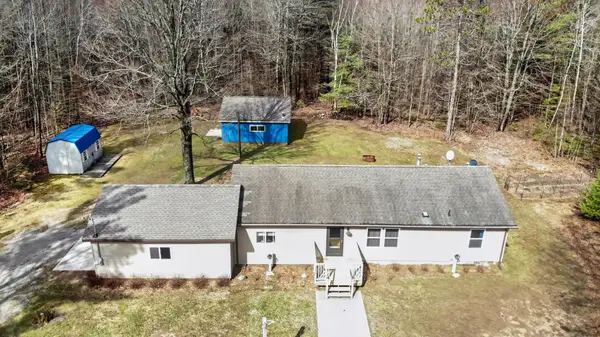 3540 S Harrison Road, Houghton Lake, MI 48629