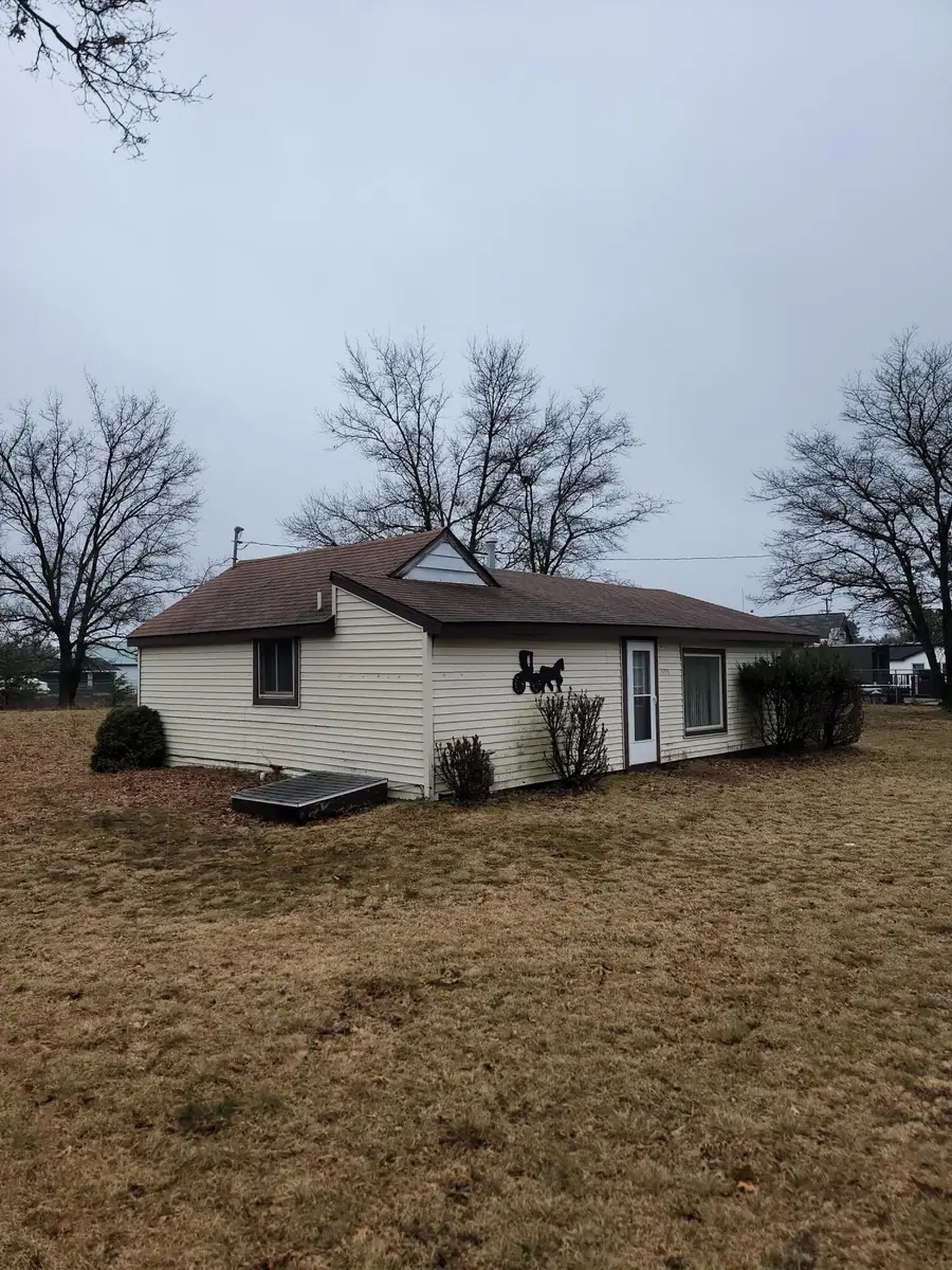 10118 E Airport Road, Saint Helen, MI 48656 - #2