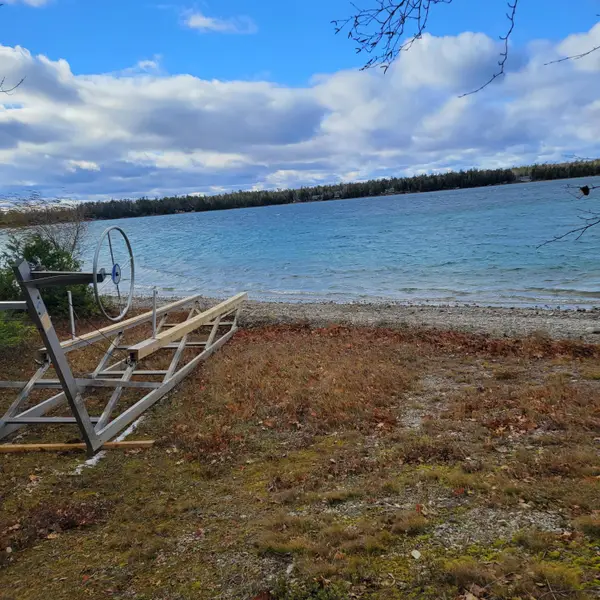 7458 Kauffman Road, Presque Isle, MI 49777