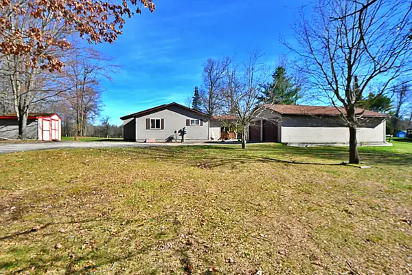 7429 Artesia Beach Road, St. Helen, MI 48656