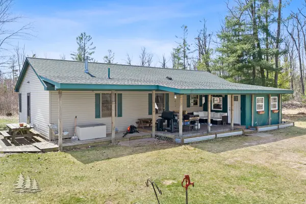 1601 Allard Acres, Johannesburg, MI 49751