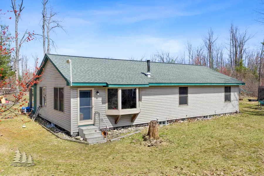 1601 Allard Acres, Johannesburg, MI 49751 - #2