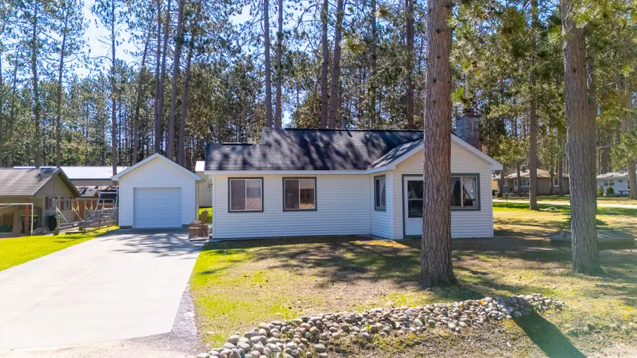 207 Lakeview Drive, Roscommon, MI 48653 - #2