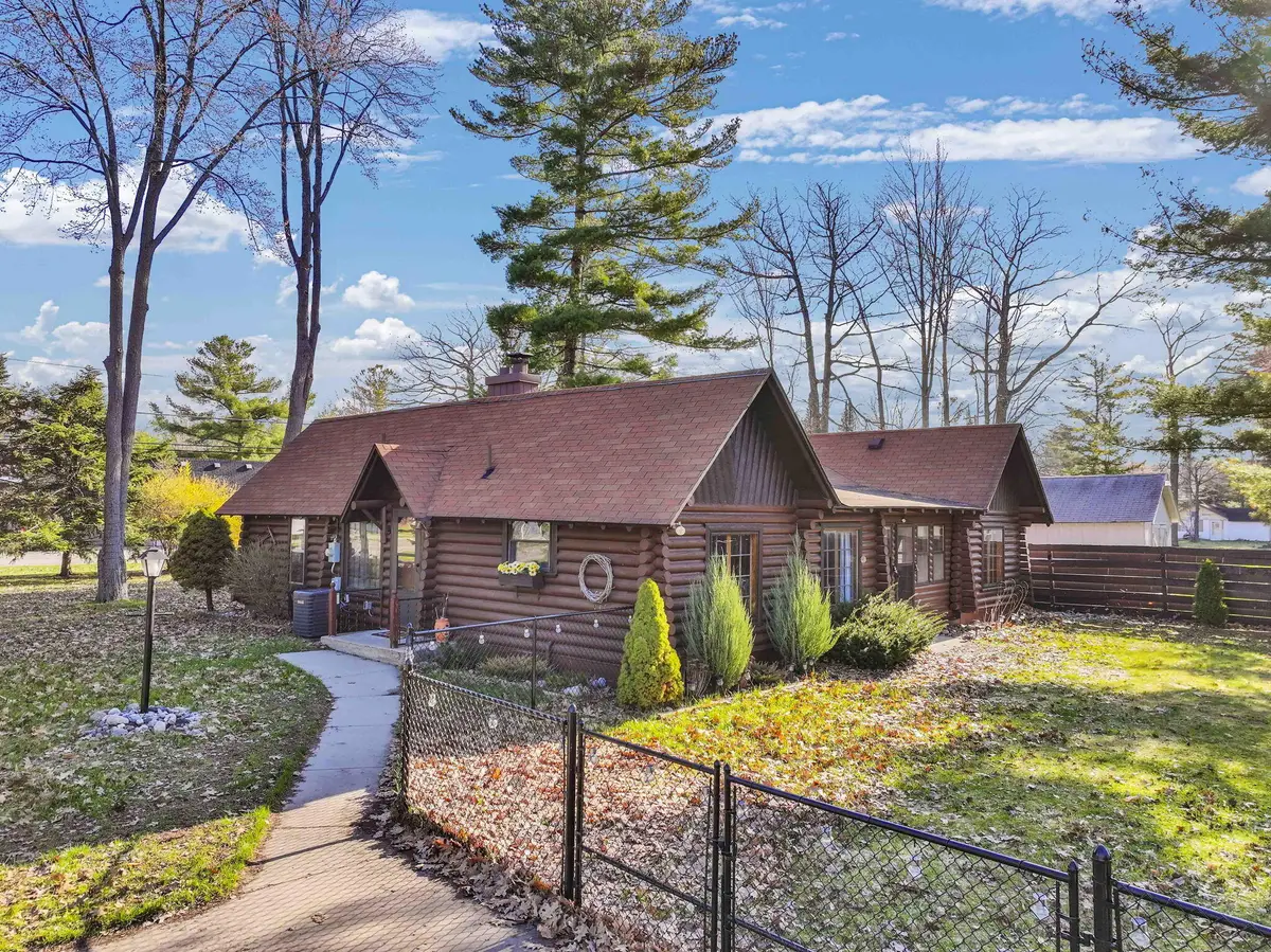 3657 E Houghton Lake Drive, Houghton Lake, MI 48629 - #1