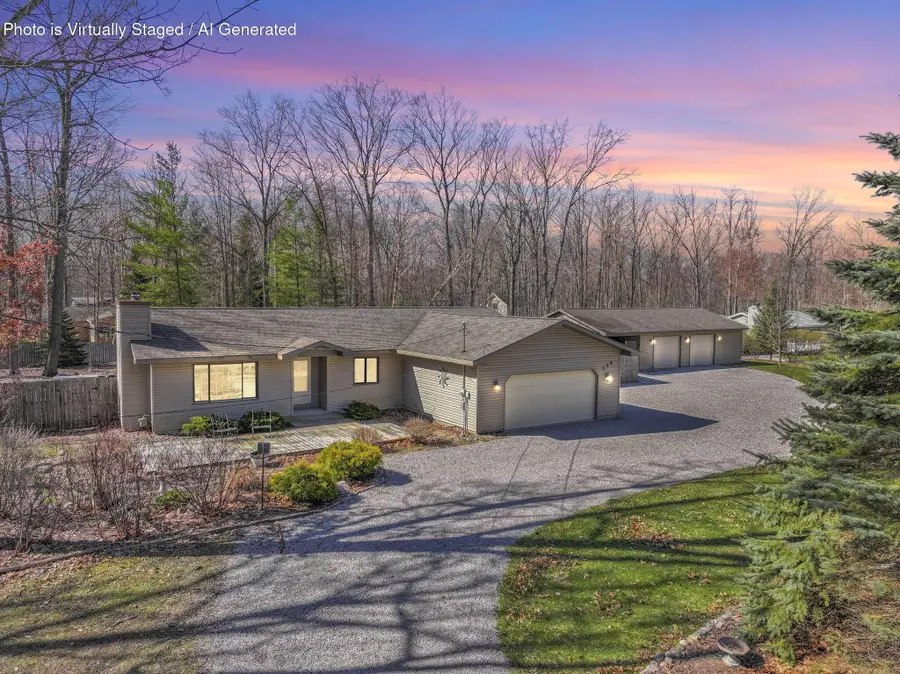 134 Heritage Way, Roscommon, MI 48653 - #2