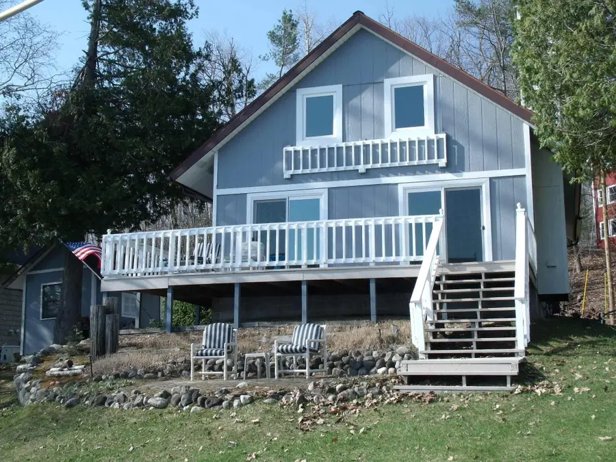 1343 Renos Drive, Indian River, MI 49749 - #2