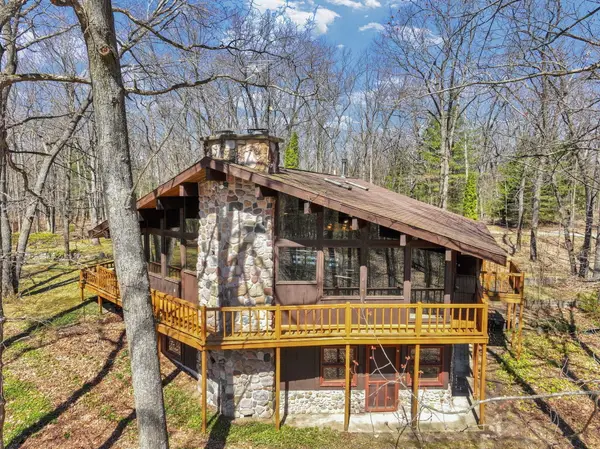 3840 S Townline Road, Prudenville, MI 48651