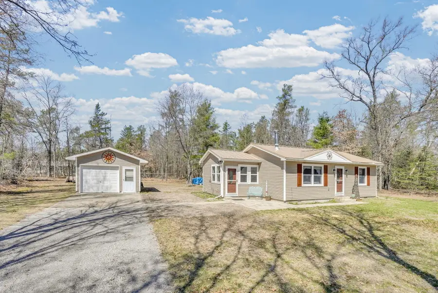 11240 Indiandale Drive, Roscommon, MI 48653 - #2