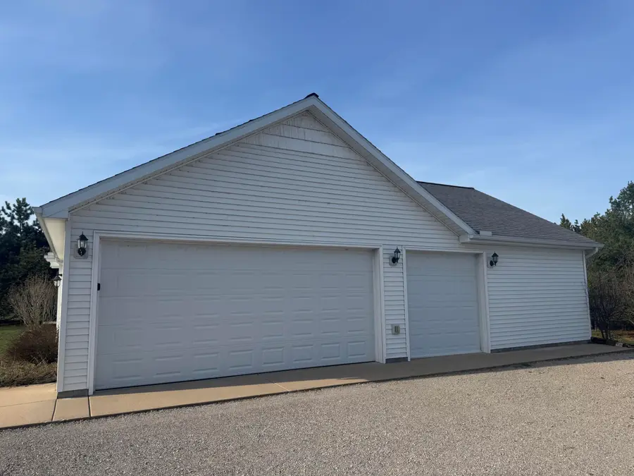 2095 Lakeview Lane, Alanson, MI 49706 - #3