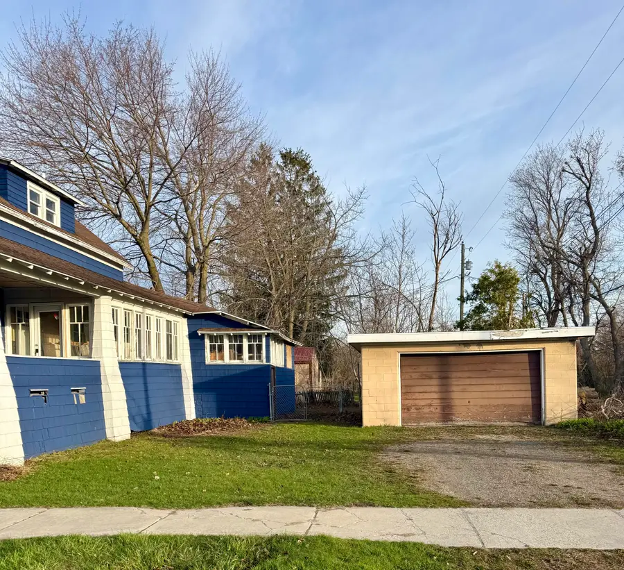 217 S 6th Avenue, Alpena, MI 49707 - #2