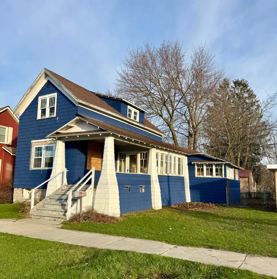 217 S 6th Avenue, Alpena, MI 49707 - #3