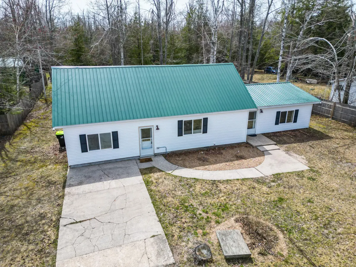 10280 Us 23, Cheboygan, MI 49721 - #1