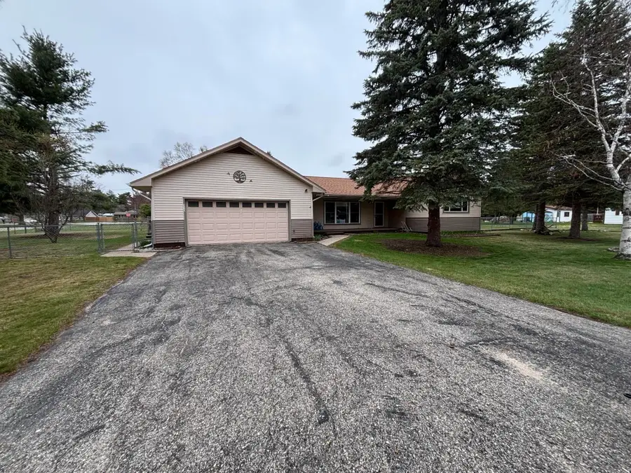 310 N Arthur Street, Grayling, MI 49738 - #2