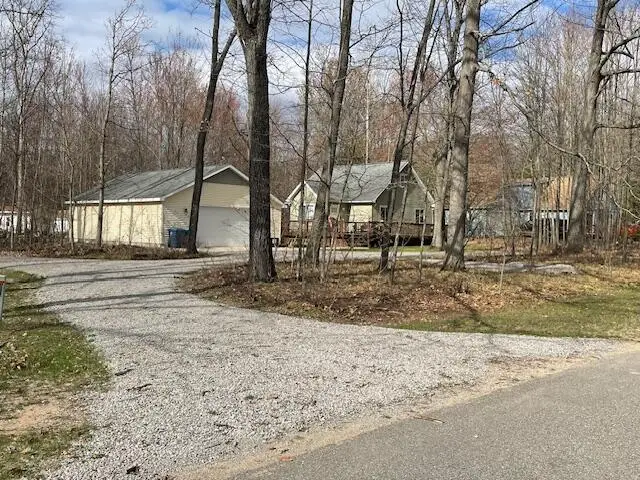 139 Heritage Way, Roscommon, MI 48653 - #2