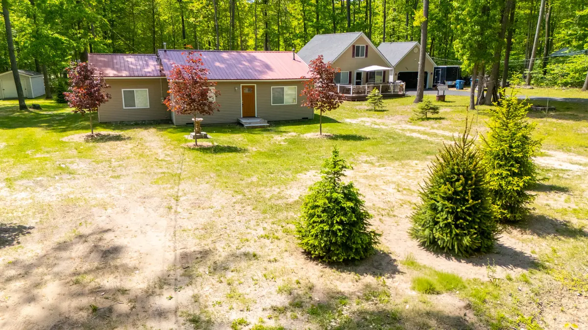 408 Kirkshire Avenue, Roscommon, MI 48653 - #1