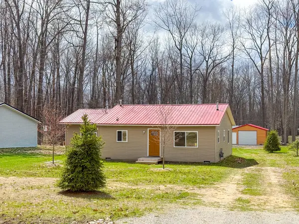 408 Kirkshire Avenue, Roscommon, MI 48653