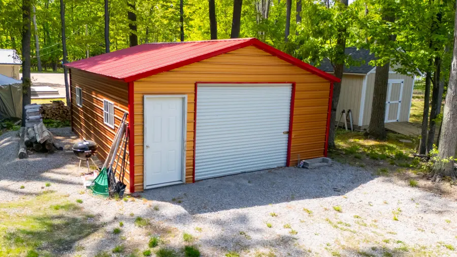 408 Kirkshire Avenue, Roscommon, MI 48653 - #2