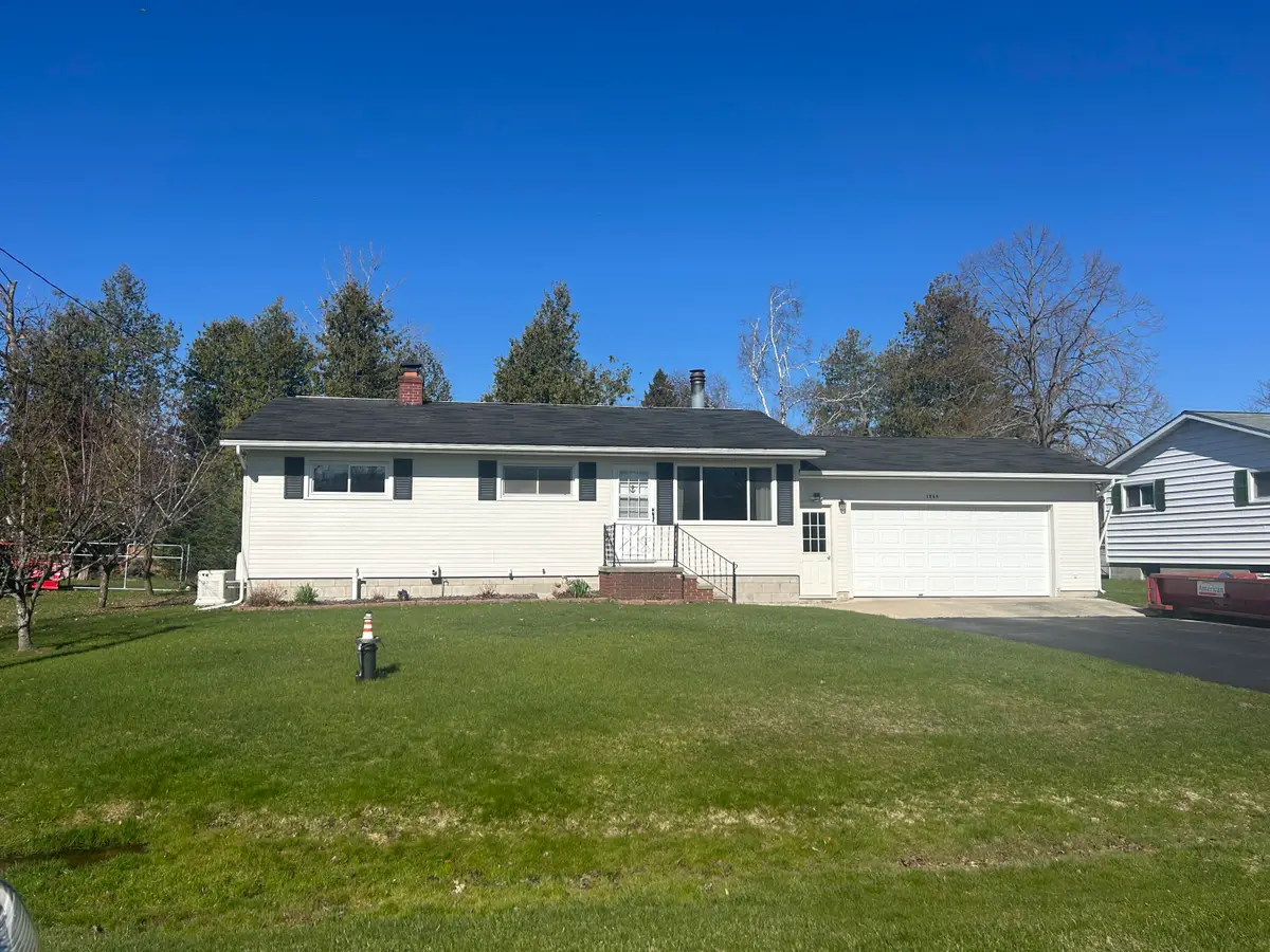 1068 Hinckley Boulevard, Alpena, MI 49707 - #1