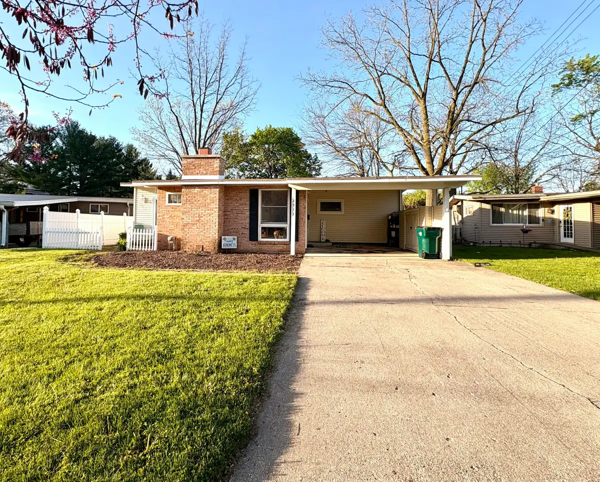 2913 Lafayette Avenue, Lansing, MI 48906 - #1