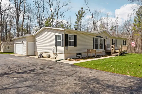 2224 Big Buck Drive, Lewiston, MI 49756