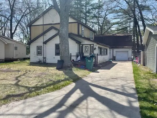 319 Beverly Drive, Prudenville, MI 48651