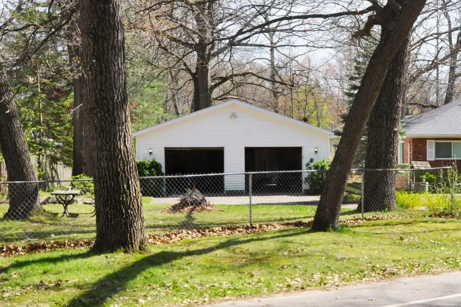 136 Edgewood, Prudenville, MI 48651 - #3