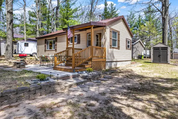328 Grouse Trail, Roscommon, MI 48653