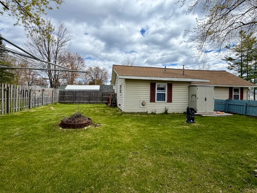 111 Ismond Road, Houghton Lake, MI 48629 - #3