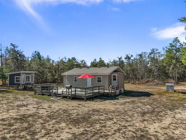 390 Ember Trail, Grayling, MI 49738