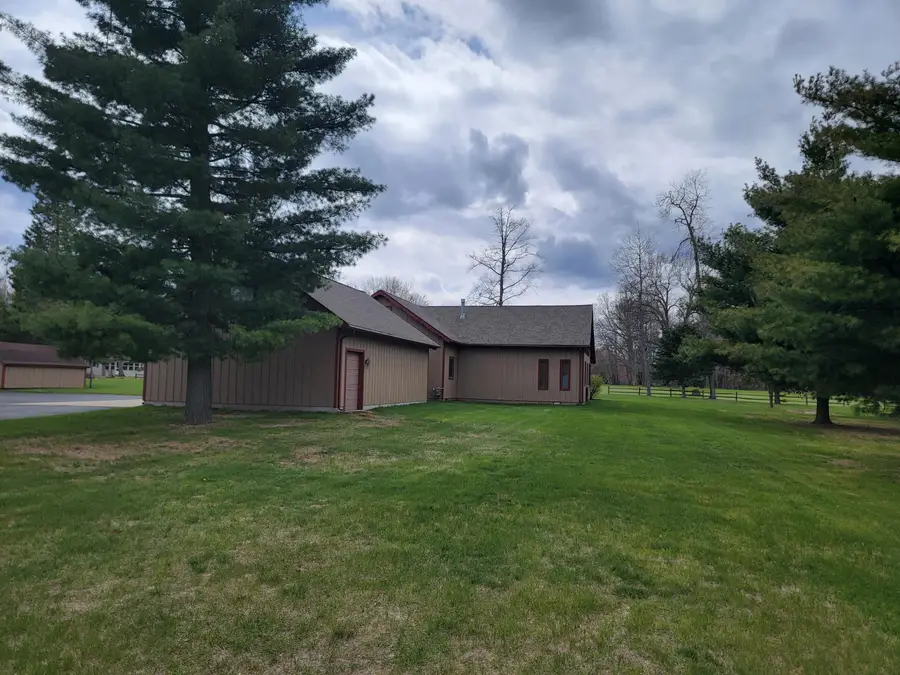 1071 Eagle Drive, Saint Helen, MI 48656 - #3