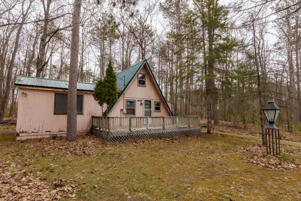 8290 Indian Trail, Millersburg, MI 49759