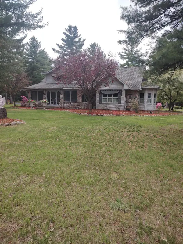 2241 N Saint Helen Road, St. Helen, MI 48656