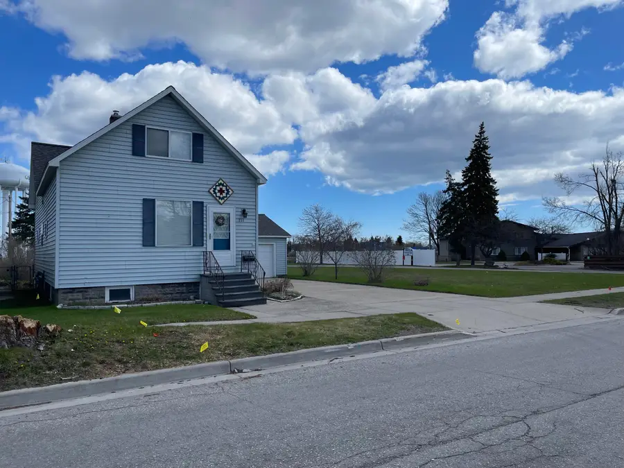 711 River Street, Alpena, MI 49707 - #2