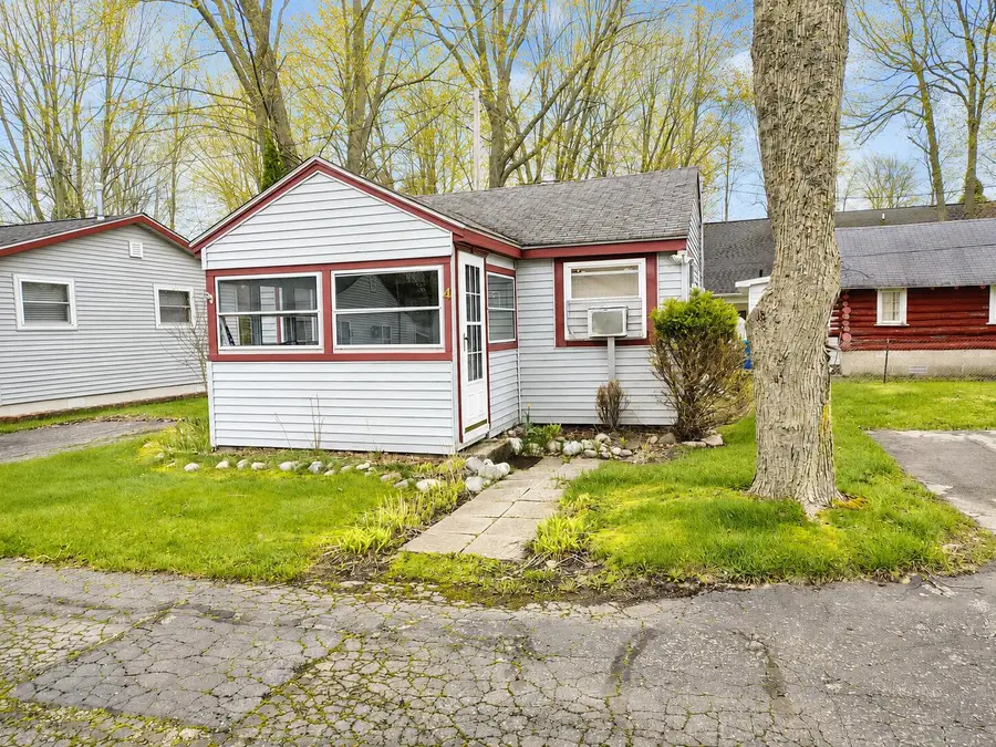 8139 E Houghton Lake Drive, Houghton Lake, MI 48629 - #3