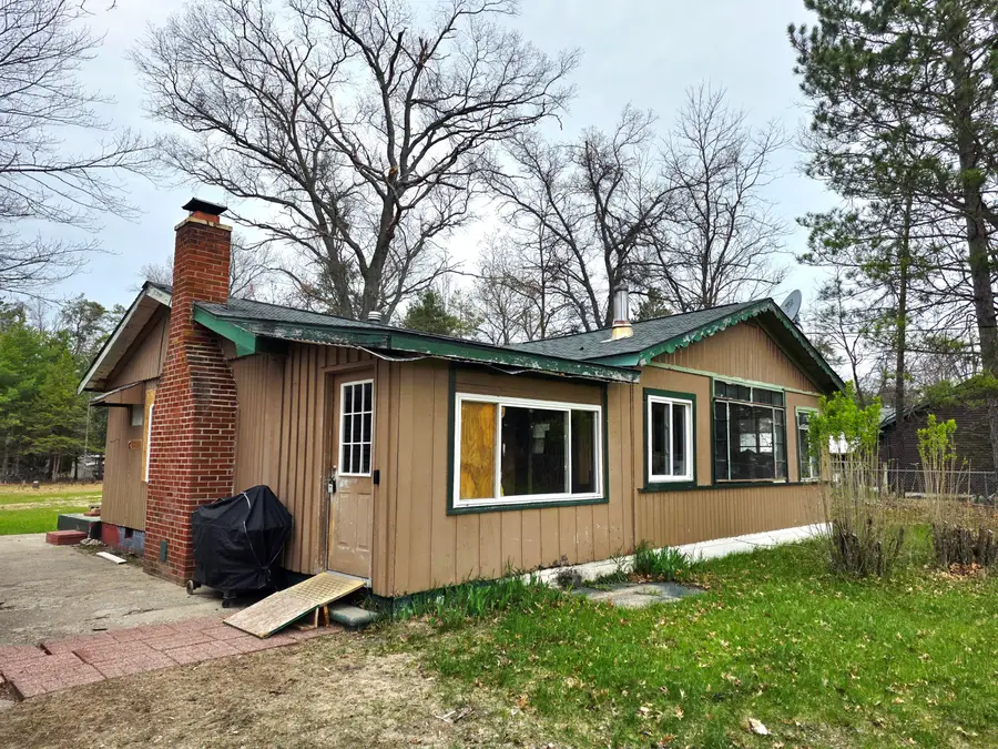 280 S Wakeley Bridge Road, Grayling, MI 49738 - #2