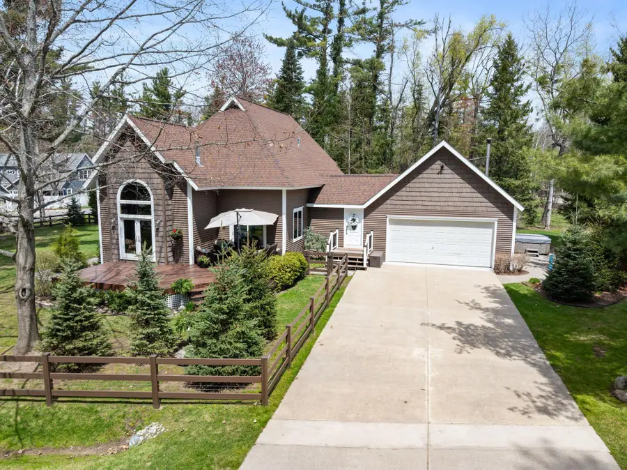 6330 Oakley Avenue, Indian River, MI 49749 - #2