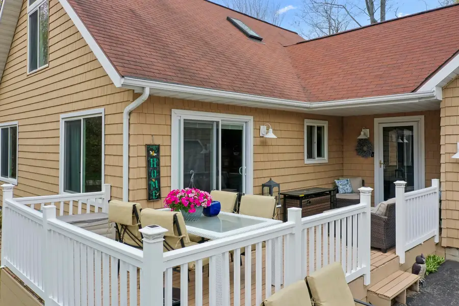302 Robin Hood, Roscommon, MI 48653 - #3