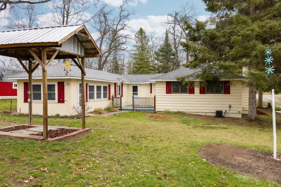 6236 Bear Lake Road, Johannesburg, MI 49751 - #3
