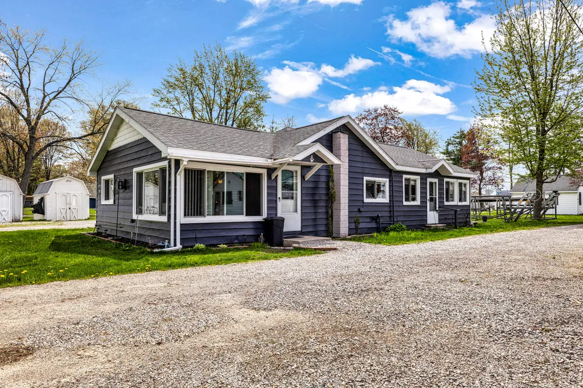 7697 E Houghton Lake Drive, Houghton Lake, MI 48629 - #1