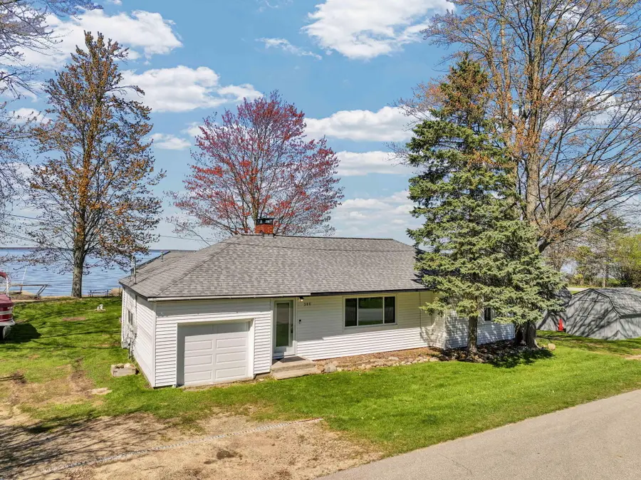 306 Festival Avenue, Houghton Lake, MI 48629 - #3