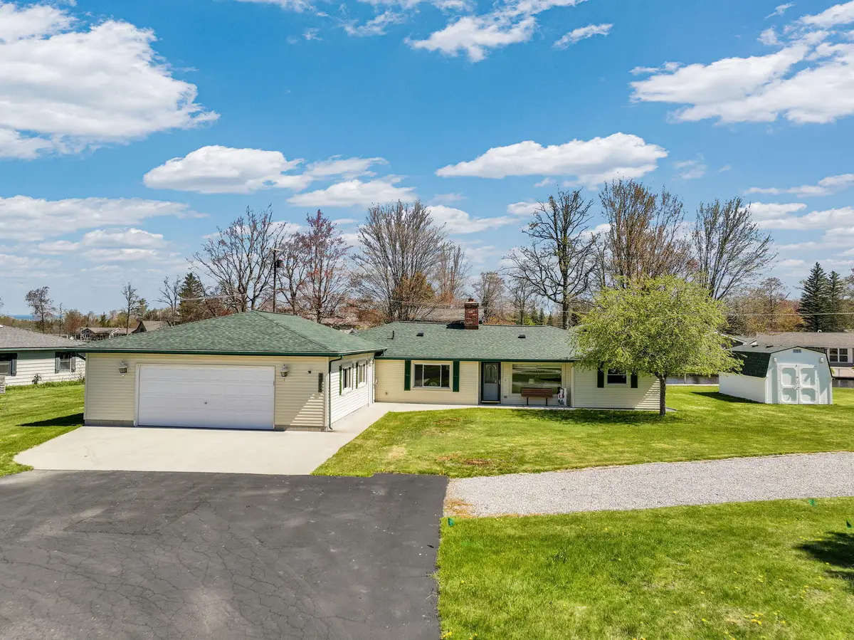 4660 Cains Drive, Houghton Lake, MI 48629 - #1