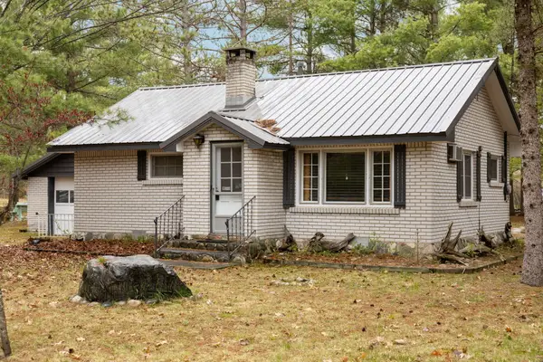 5715 Loeffler Drive, Grayling, MI 49738
