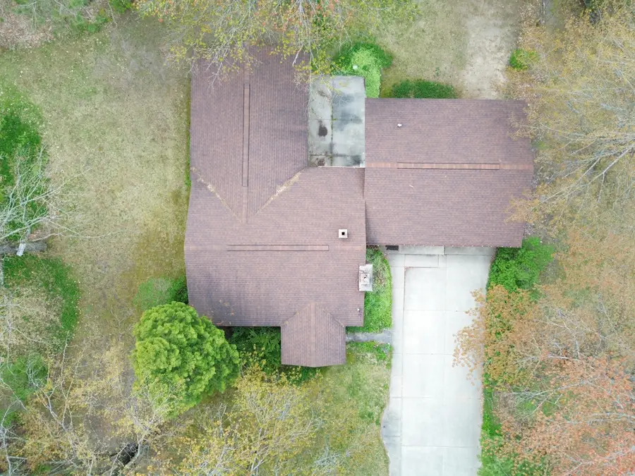 112 Marquette Avenue, Houghton Lake, MI 48629 - #3